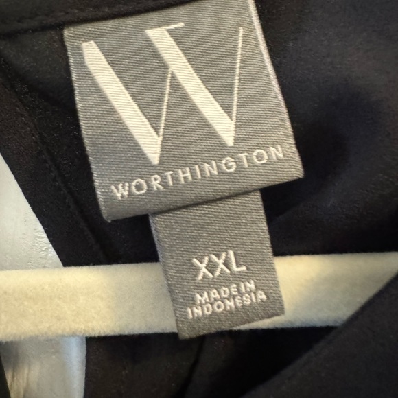 Worthington black tank top - Picture 3 of 3